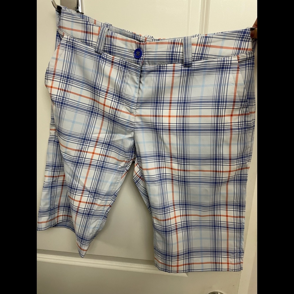 Women’s golf shorts